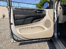 2013 Dodge Grand Caravan SXT | Stow n Go | AS IS | FWD - Photo 18