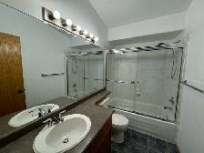 4 Bed 3 Bath House For Rent In Linden Woods - Photo 11