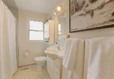 Listing Alert !  3-bedroom, 2-bathroom Townhome For Sale - Photo 5
