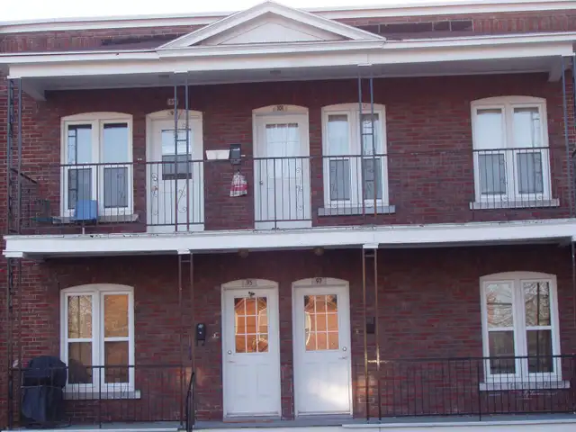 4½ nord de Sherbrooke