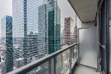 FOR SALE Studio Condo Downtown Toronto! - Photo 5