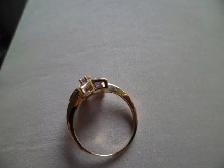 10kt yellow gold purple sapphire and diamond ring