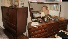 ANTIQUE 1 COMMODE D`HOMME ET 1 COMMODE DE FEMME AVEC 1 MIRROIR
