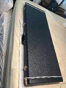 GUITAR & HARD TRANSPORT CASE - Photo 6