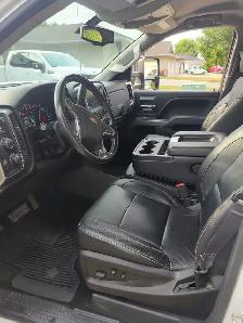 2016 Chevrolet Silverado 1500 LT Crew Cab - Photo 4