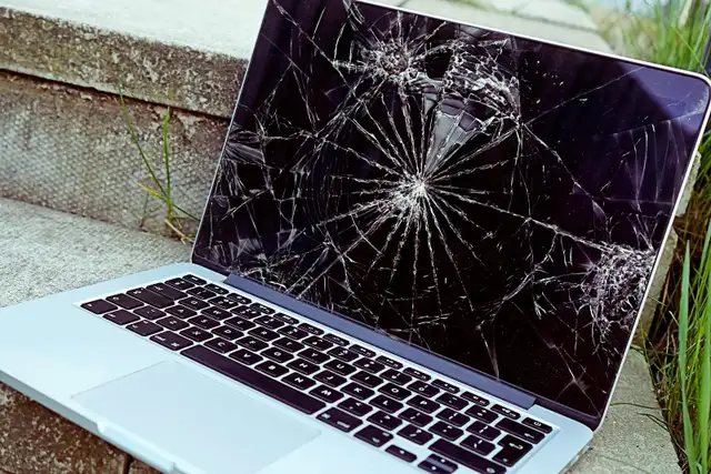 LAPTOP REPAIR AT DR PHONE FIX - WEST EDMONTON'