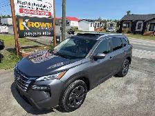2025 Nissan Rogue DOORSTEP DELIVERY! SV MOONROOF AWD! - Photo 2