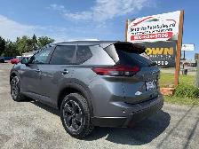 2025 Nissan Rogue DOORSTEP DELIVERY! SV MOONROOF AWD! - Photo 5