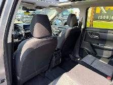 2025 Nissan Rogue DOORSTEP DELIVERY! SV MOONROOF AWD! - Photo 17