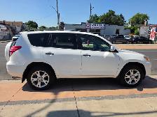 2010 Toyota RAV4 - Photo 8