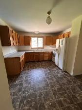 3-Bed,2-Bath Country Living