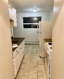 Bright 2 Bedroom Apartment for Rent in Brantford - Photo 6