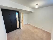 Bayview & Hyw7: 2Bed_2Bath_Seperate Entrance_Laundry_Storage - Photo 7