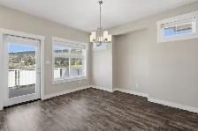 BEAUTIFUL HOME WITH STUNNING VIEWS - ONLY 9 YEARS OLD IN MERRITT - Photo 5