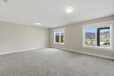 BEAUTIFUL HOME WITH STUNNING VIEWS - ONLY 9 YEARS OLD IN MERRITT - Photo 10