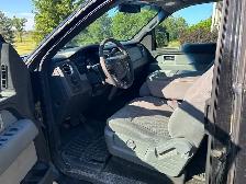 2011 Ford F150 - Photo 2