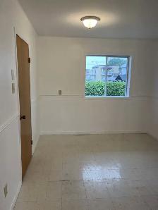 Logement 5 1/2, renové au 1ier étage d'un triplex a Granby - Photo 5