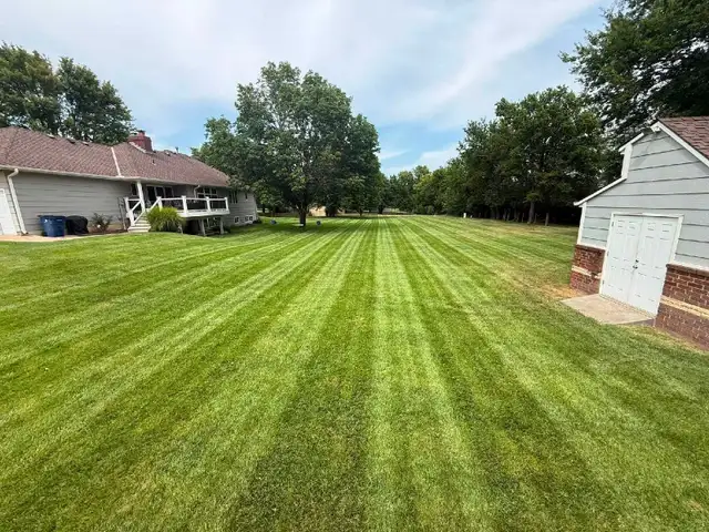 lawn care at its best ( Chatham)