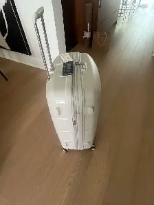 BRAND NEW SAMSONITE LARGE LUGGAGE CASE - Photo 4