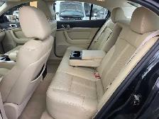 2010 Lincoln MKS - Photo 12