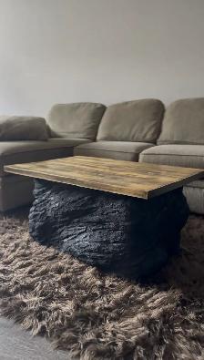 Table basse artisanale unique - Pierre sculptée - Montréal - Photo 2