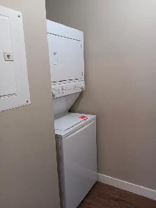 $1,800 / 2 Bedroom/1.5 Bathroom Suite Available - Sept 1st - Photo 9