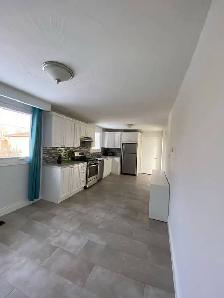main floor unit for rental - Photo 8