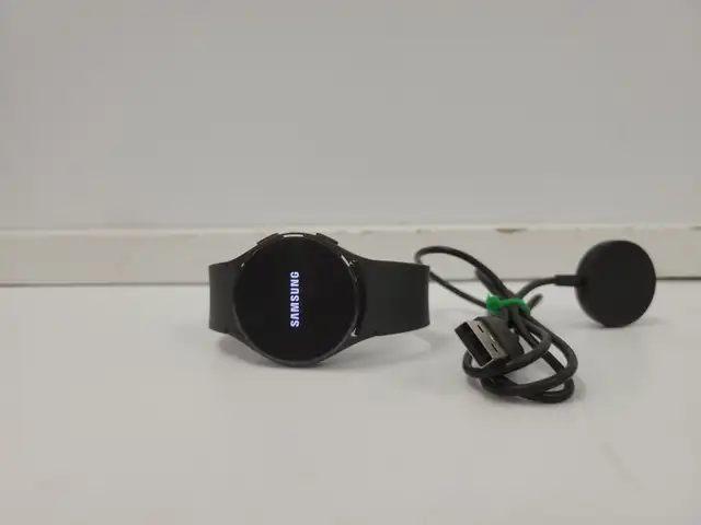 (B697) Samsung Sm-R860 Smart Watch