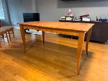 Solid maple dining table with 4 maple chairs $500 - Photo 5