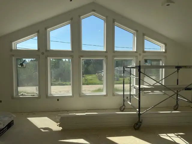 Finishing carpenter