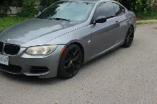 2011 BMW 335is - Photo 3
