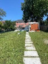 IMMEDIATELY : 1-Bed Independent Unit in Scarborough - Photo 2