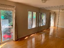 Female-Only Private Room for Rent – Leaside, East York | $1,000