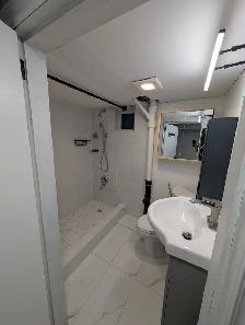 Basement For Rent - Photo 26