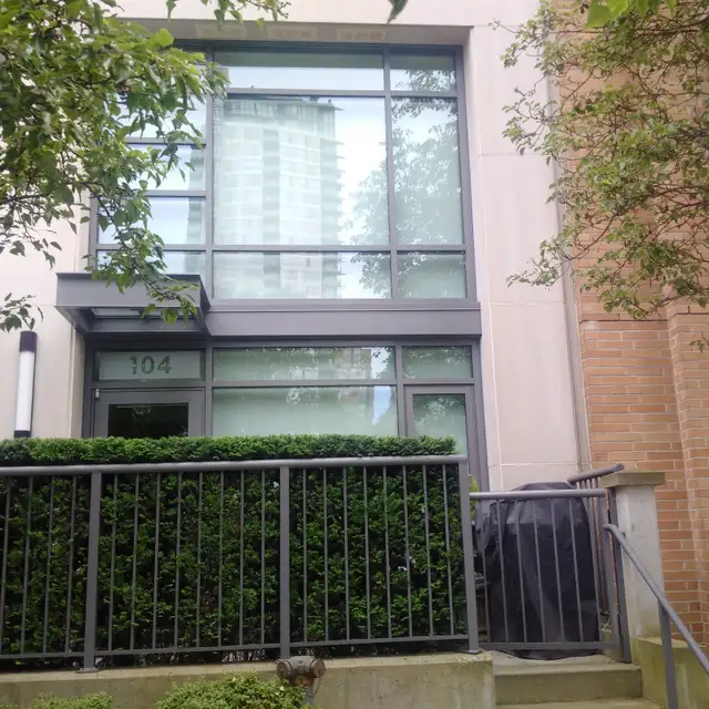 Modernly Furnished Yaletown (2 Level Loft) Townhome One Month
