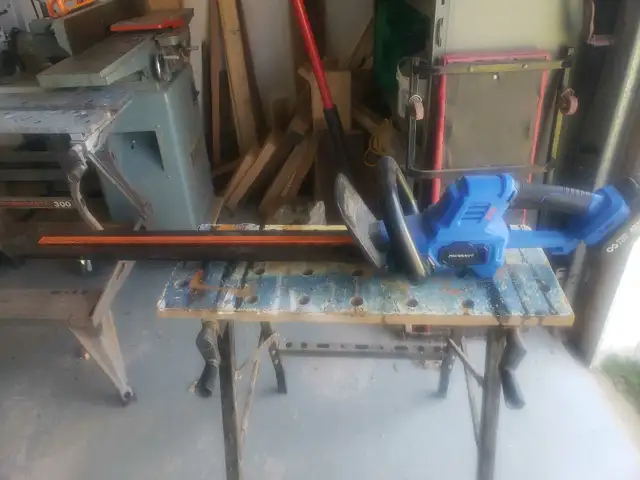 hedge trimer