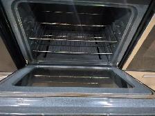 GE 30' Black Freestanding Full GAS Stove Oven Range Can DELIVER - Photo 3