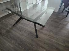 Dining table - Photo 3