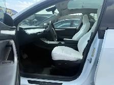 2023 Tesla Model Y - Photo 12