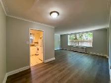 One bedroom apartment rental on Bayview south of Davisville - Photo 2