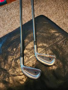 Titleist 962 irons