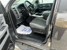 2019 Ram 1500 Classic SLT 4x4 Crew Cab 5'7 Hemi- Trade -In Speci - Photo 34