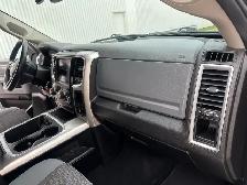 2019 Ram 1500 Classic SLT 4x4 Crew Cab 5'7 Hemi- Trade -In Speci - Photo 39