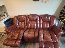 La-Z-Boy 3 seat couch w/recliners FREE - Photo 3