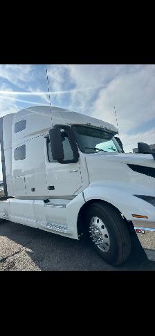 Az driver needed Toronto Montreal Nova Scotia - Photo 6