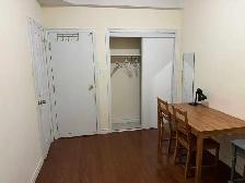 room for rent near York University - Photo 4
