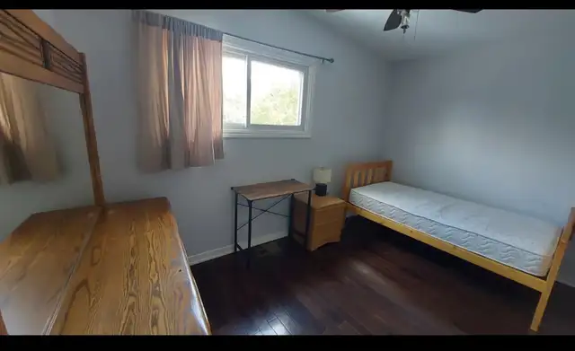 2 room for rent, near Fanshawe college
