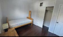 2 room for rent, near Fanshawe college - Photo 2