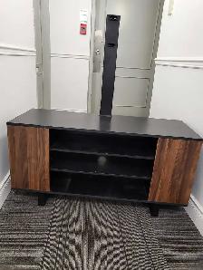 TV Stand $50 Prime Cables Model: LTS-12S