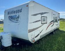 2012 Wildwood 25ft camper - Photo 2